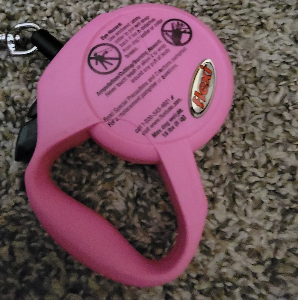 Flexi pink leash