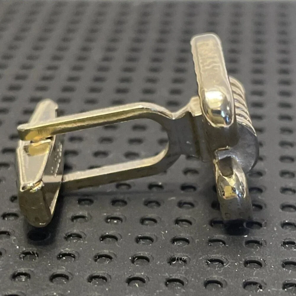 Vintage Silver Tone Barbed Wire Mens Cufflinks Wound Coil Inside Rectangle Frame