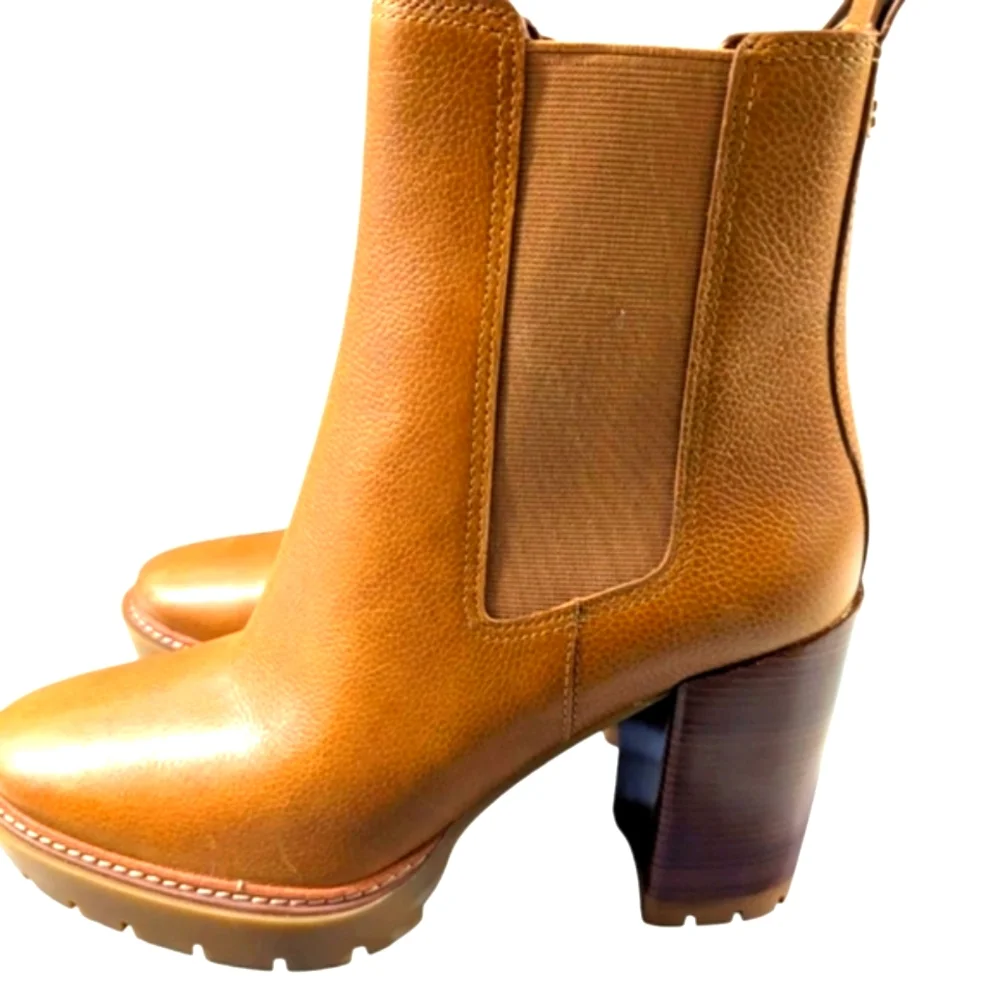 Tory Burch step out