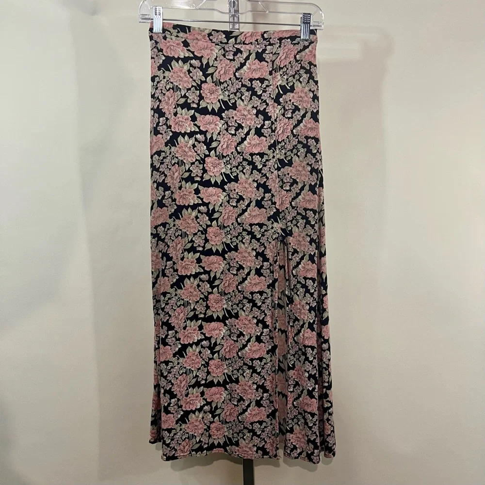 American Eagle Outfitters 18” 13 pictures