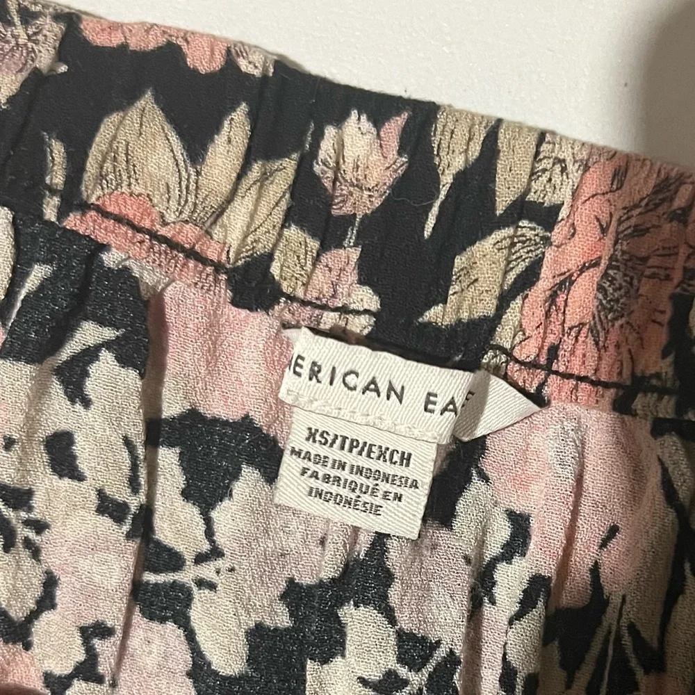 American Eagle Outfitters elastic 18