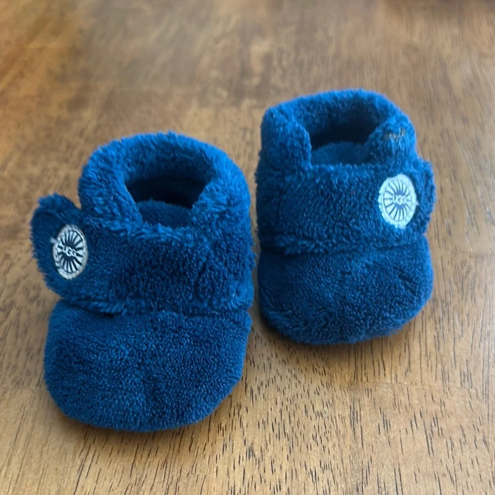 UGG Cozy Blue Baby Booties