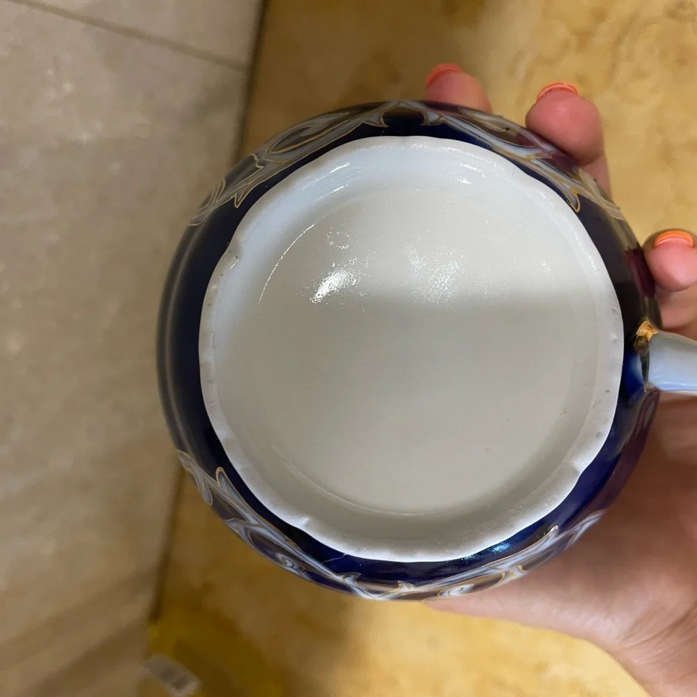 Porcelain creamer with handle / small creamer pitcher for sauce NEW
