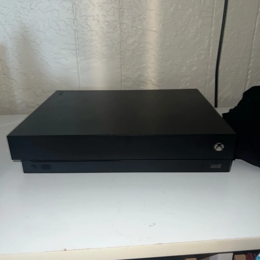 XBOX ONE X