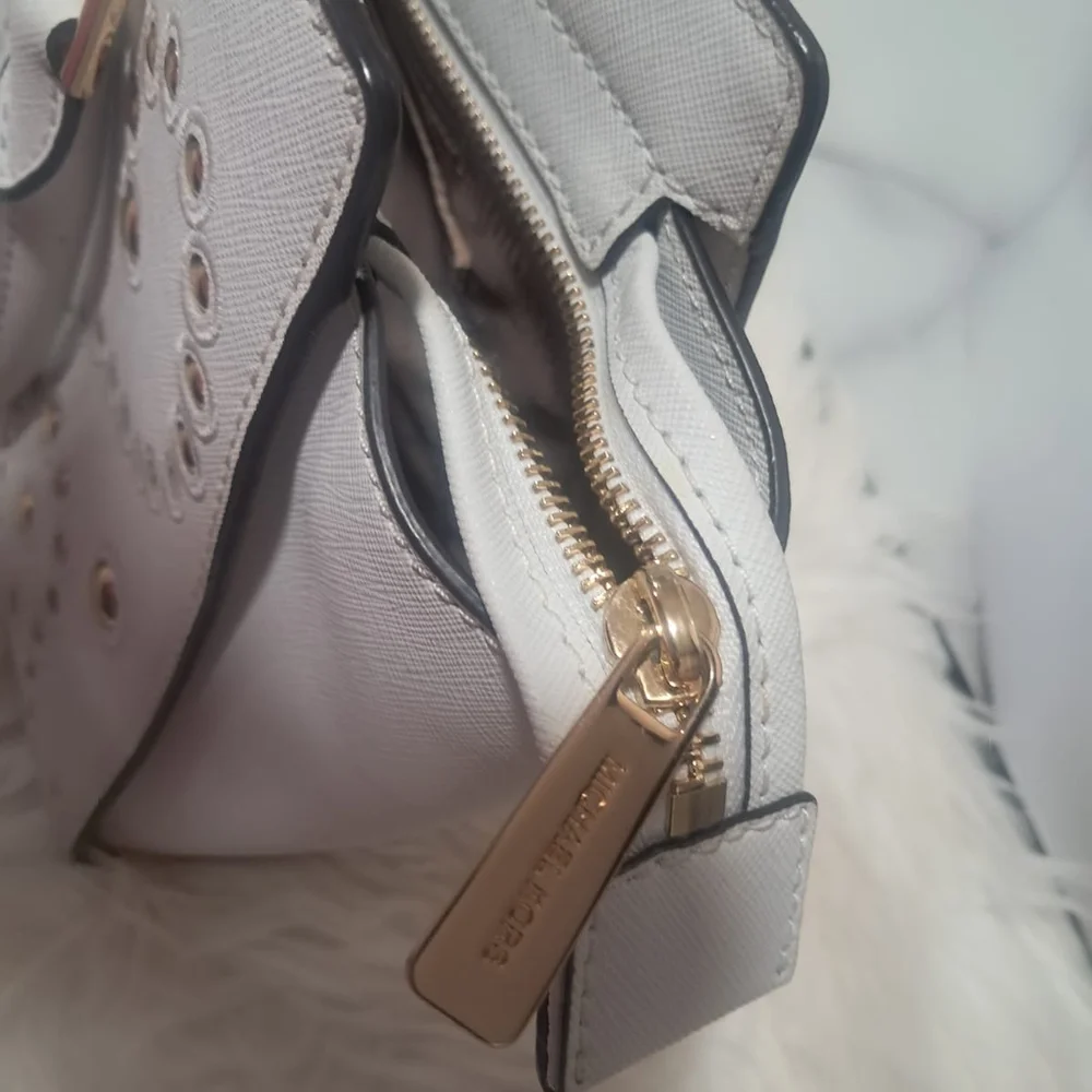 Like New Michael Kors White Geometric Studded Satchel