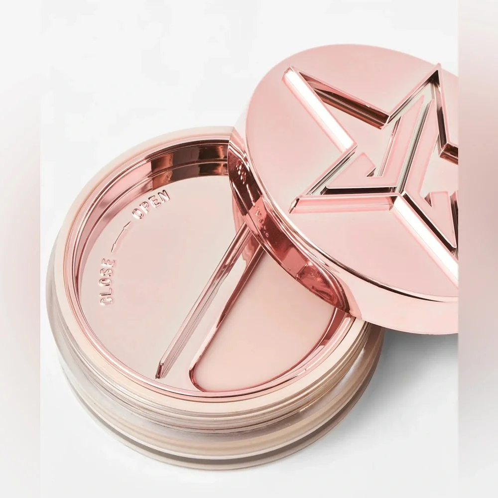 Jeffree Star achieve flawless