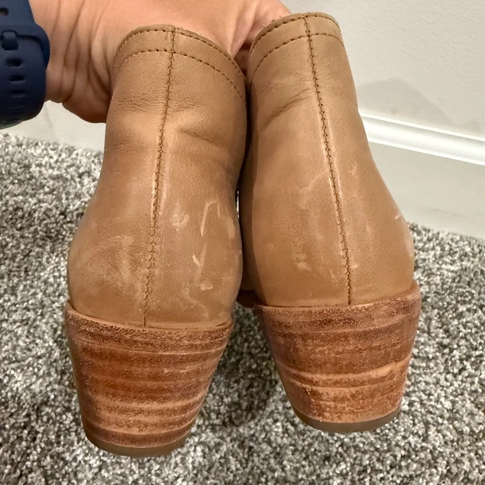Nisolo brown leather ankle booties, size women's 8