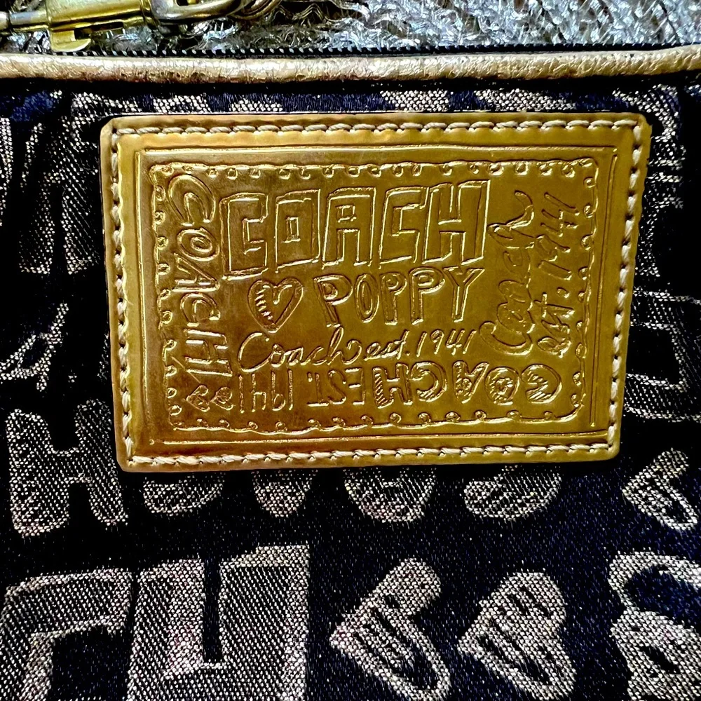 Coach chic wristlet