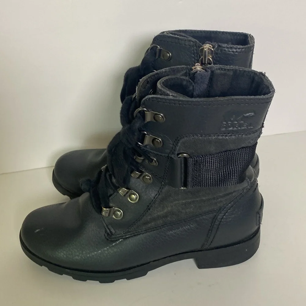 Sorel sleek black
