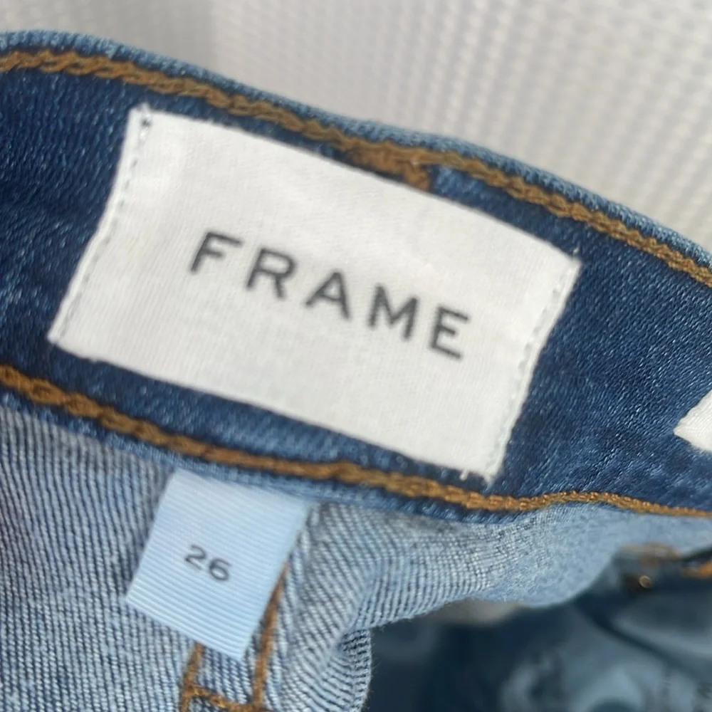 Frame Le High Straight Jeans Dublin Wash Raw Step Hem 5 Pocket Sz 26