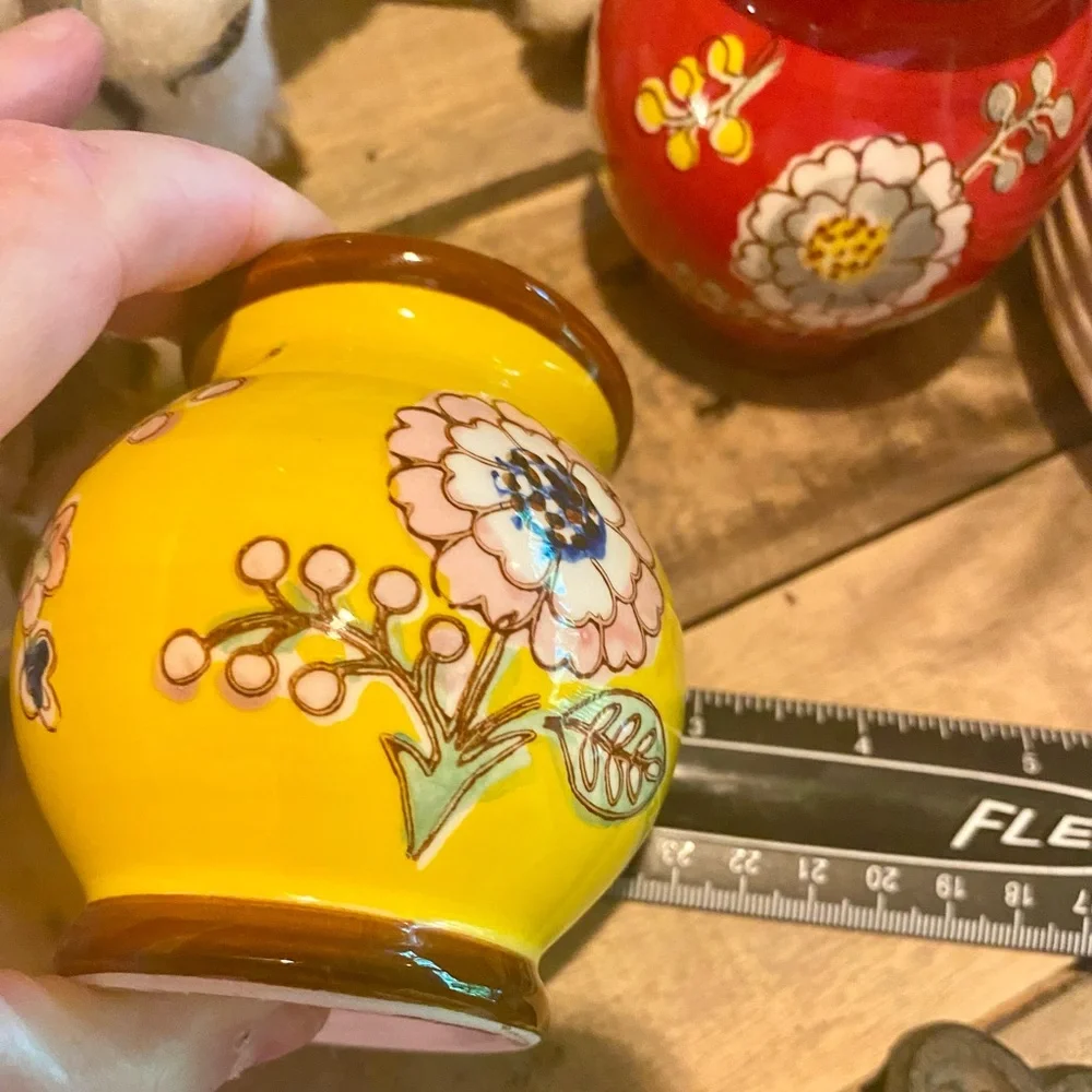 🔥Pier 1 Large Salt & Pepper Shaker Set🔥