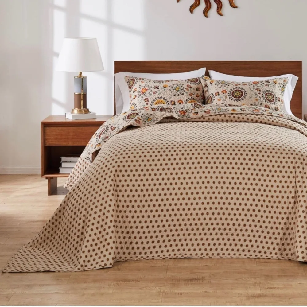 Greenland finely stitched