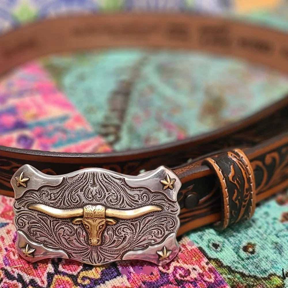 Western Bullhead Belt Buckle and Leather Strap