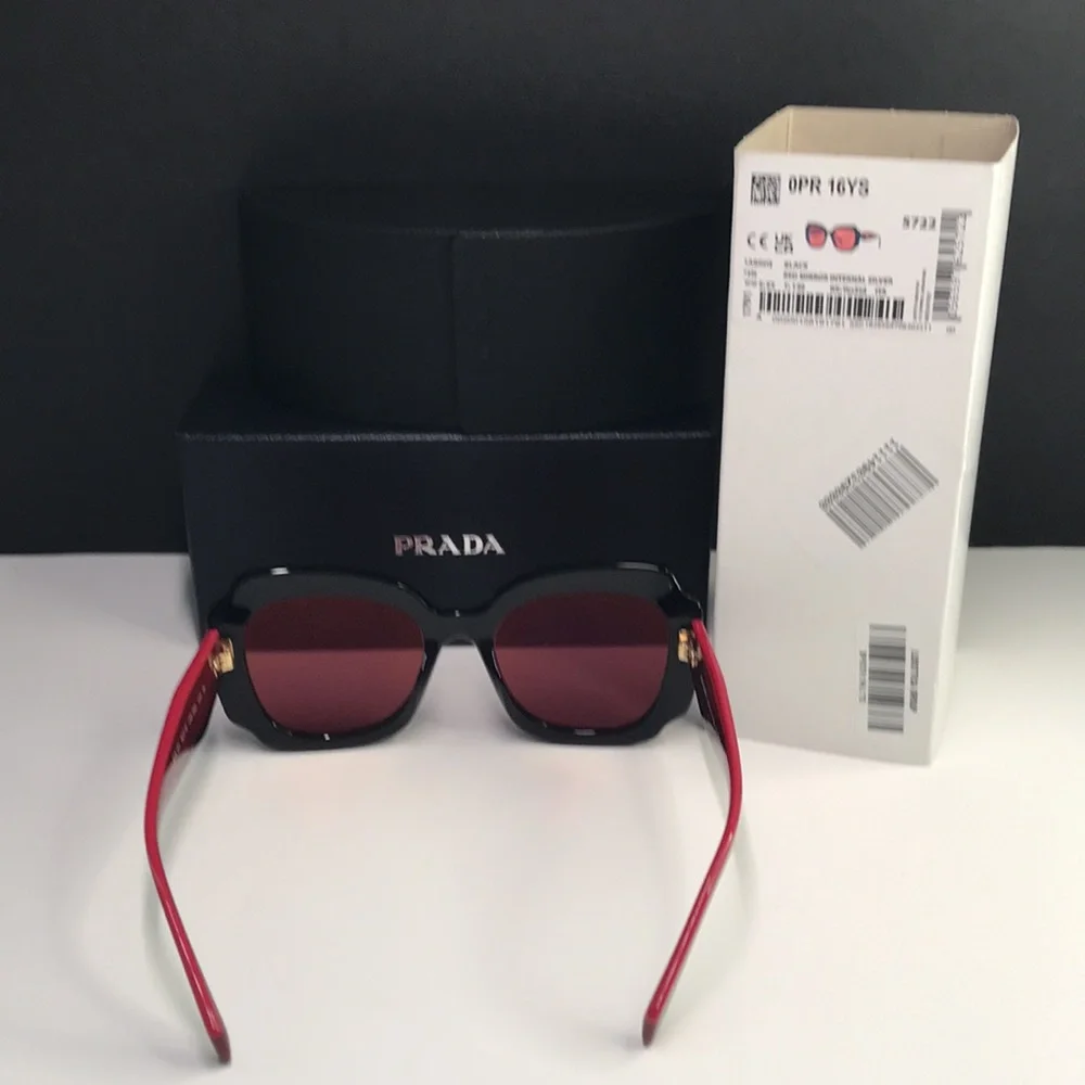 Prada fashion geometric