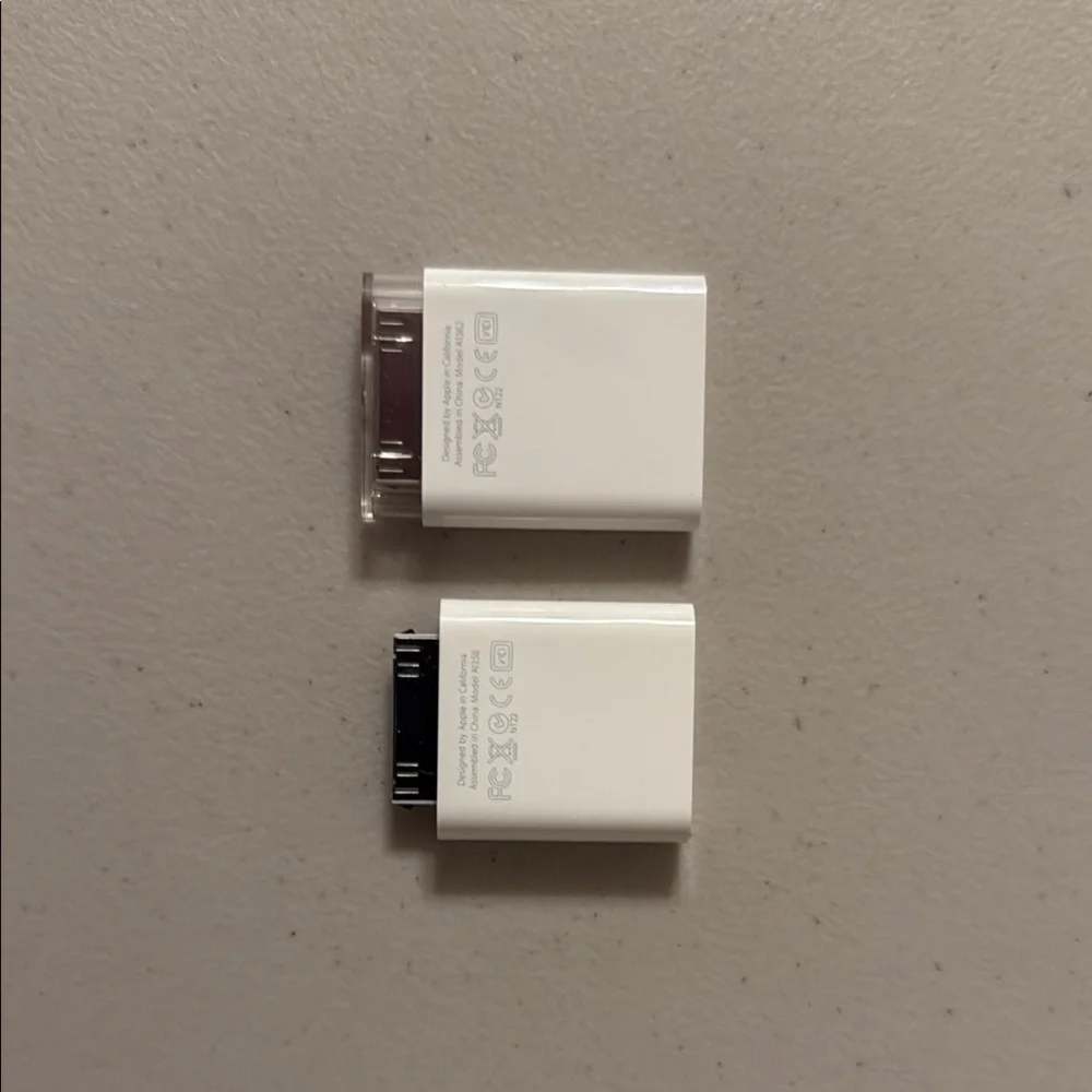 Apple iPad Camera Adapter Set - White