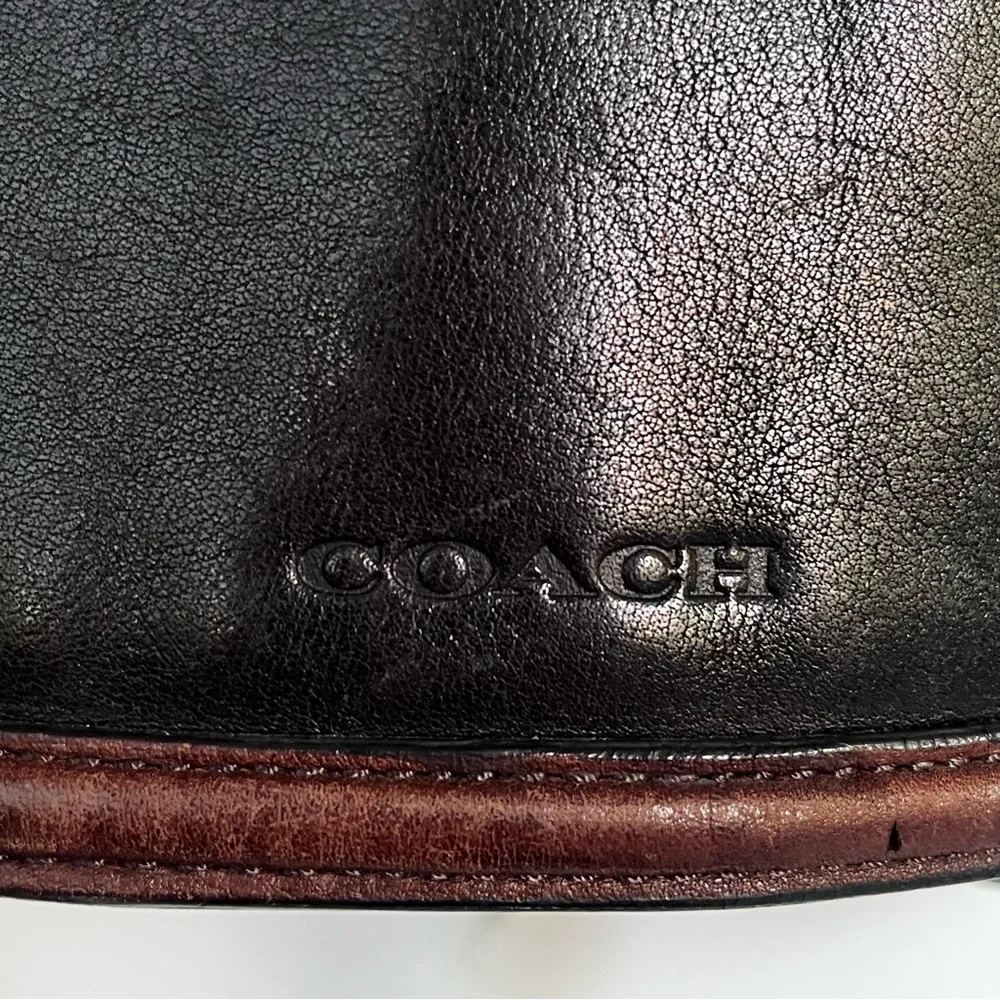 Coach flap pocket adjustable
