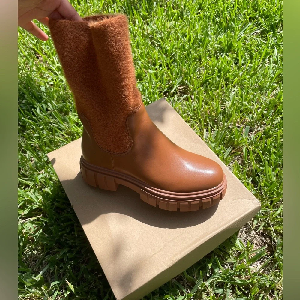 Brown Women's Boots- NIB