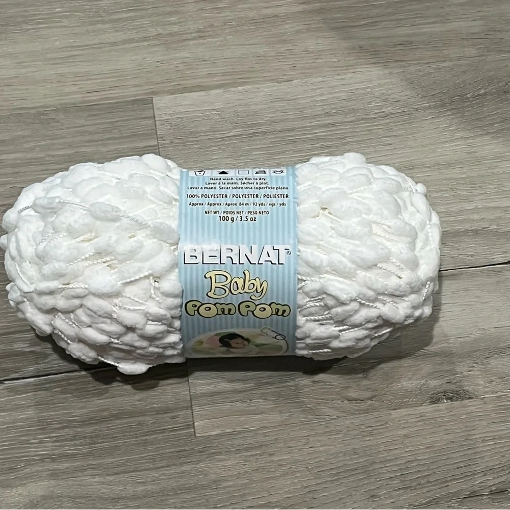 Bernat Baby Pom Pom nwt set
