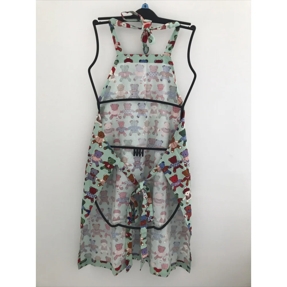 NWT Vera Bradley Essential Apron Toasty Teddies / kawaii /bears cute