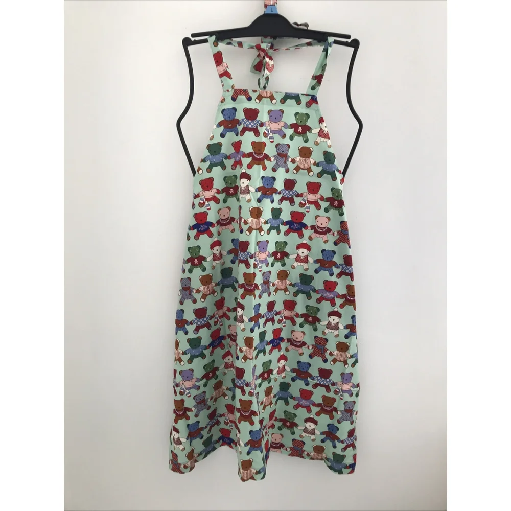 NWT Vera Bradley Essential Apron Toasty Teddies / kawaii /bears cute