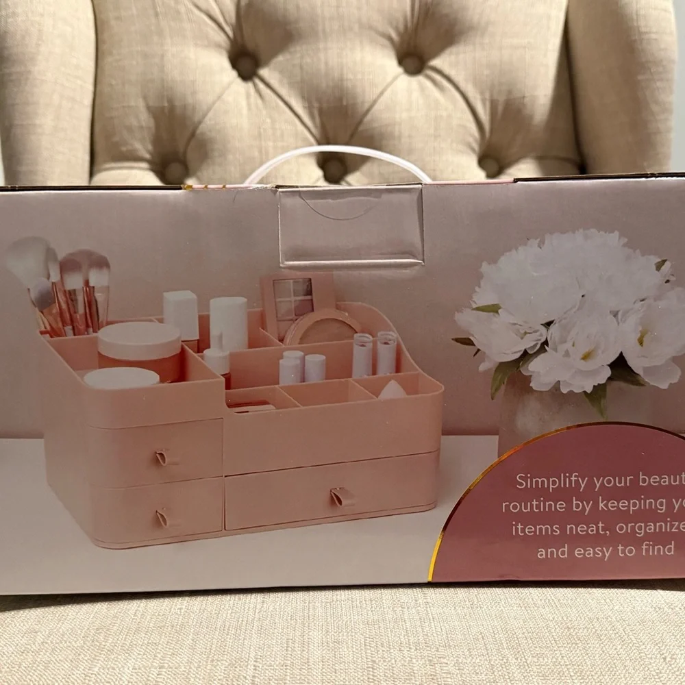 Princess Polly beauty keep