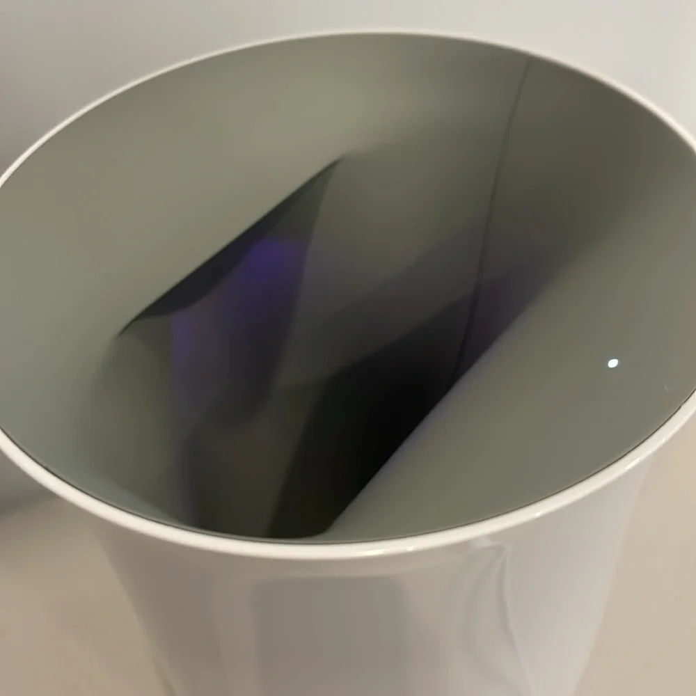 Levon OBLIO Phone Wireless Charging Station & Sanitizer