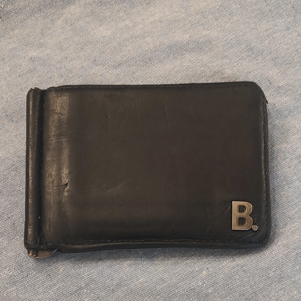 Balenciaga Bi-fold Leather Card Holder W/ Money Clip -Black- Used-See Photos