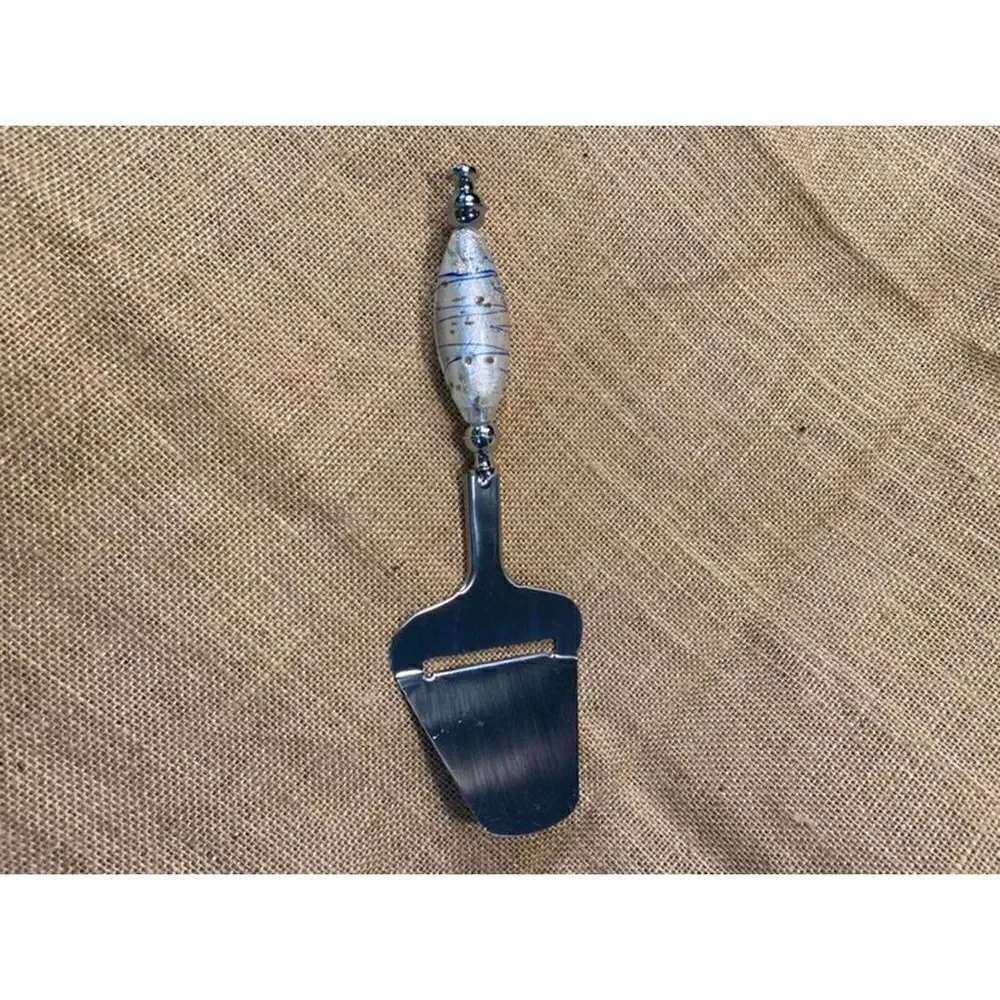 N/A white cheese handle