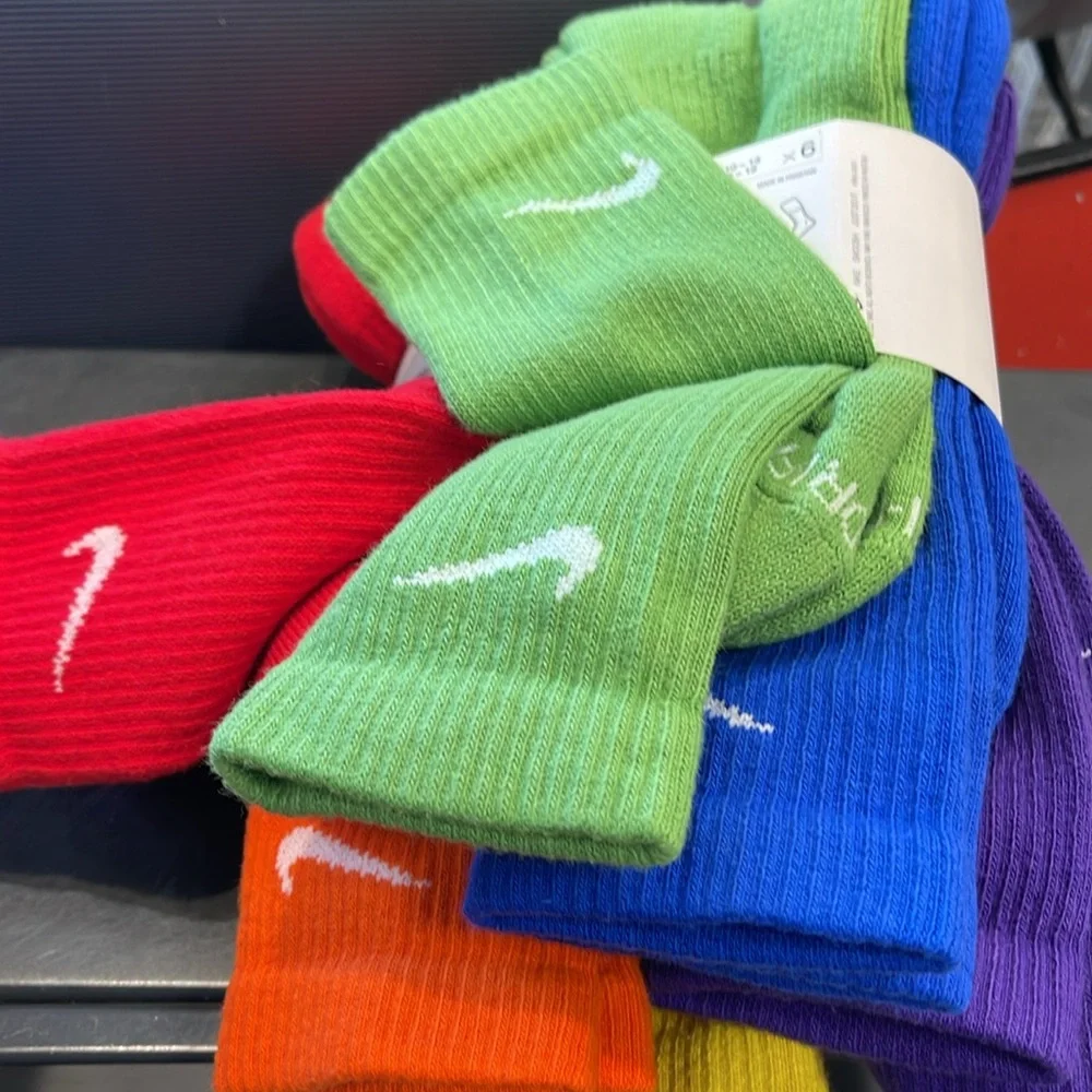 Nike Everyday Plus Cushioned Training Crew Socks (6 Pairs)