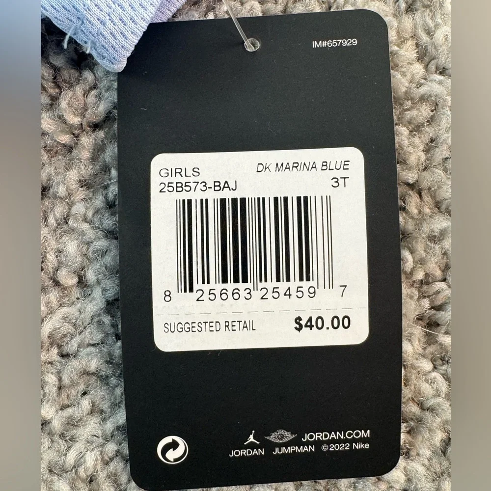 Jordan nwt hooded