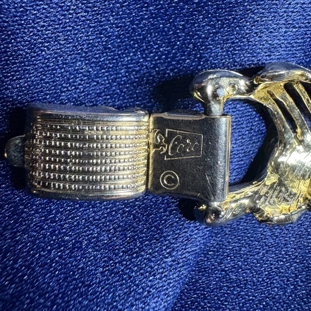 Vintage Coro Gold-Tone Leaf-Linked Bracelet, Sz 7