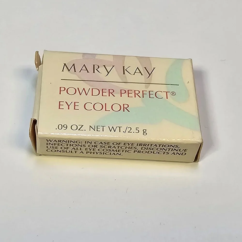 Mary Kay Powder Perfect Eye Color - Buttercup #2283 - NIB Old Stock‎