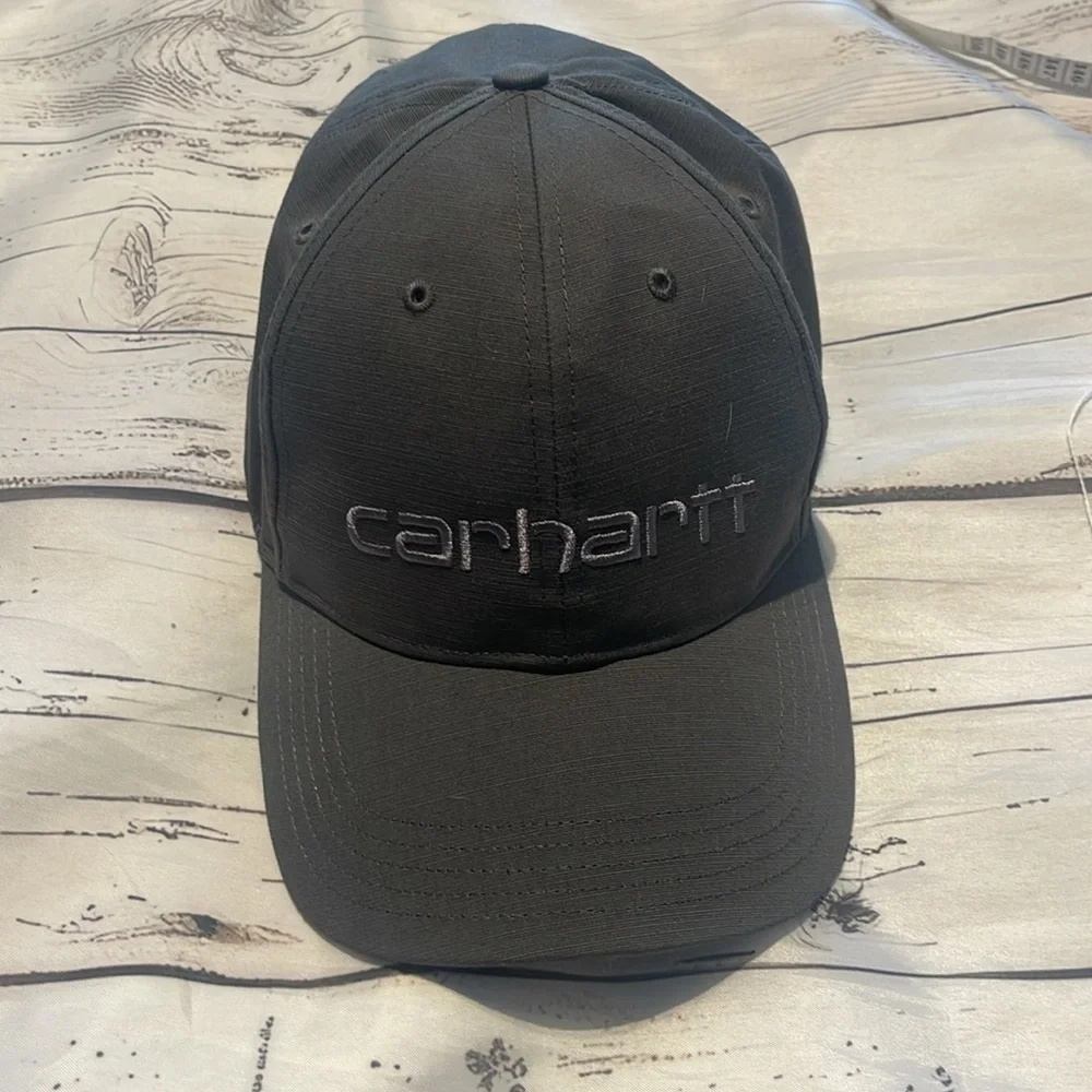 Carhartt cap wear gray