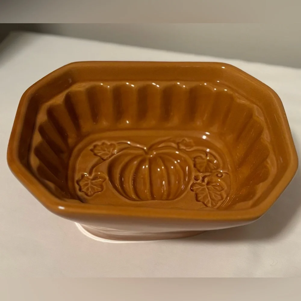 Crate&Barrel vintage crate