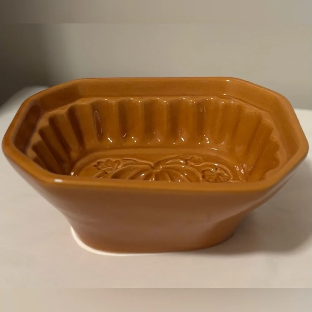Crate&Barrel vintage crate