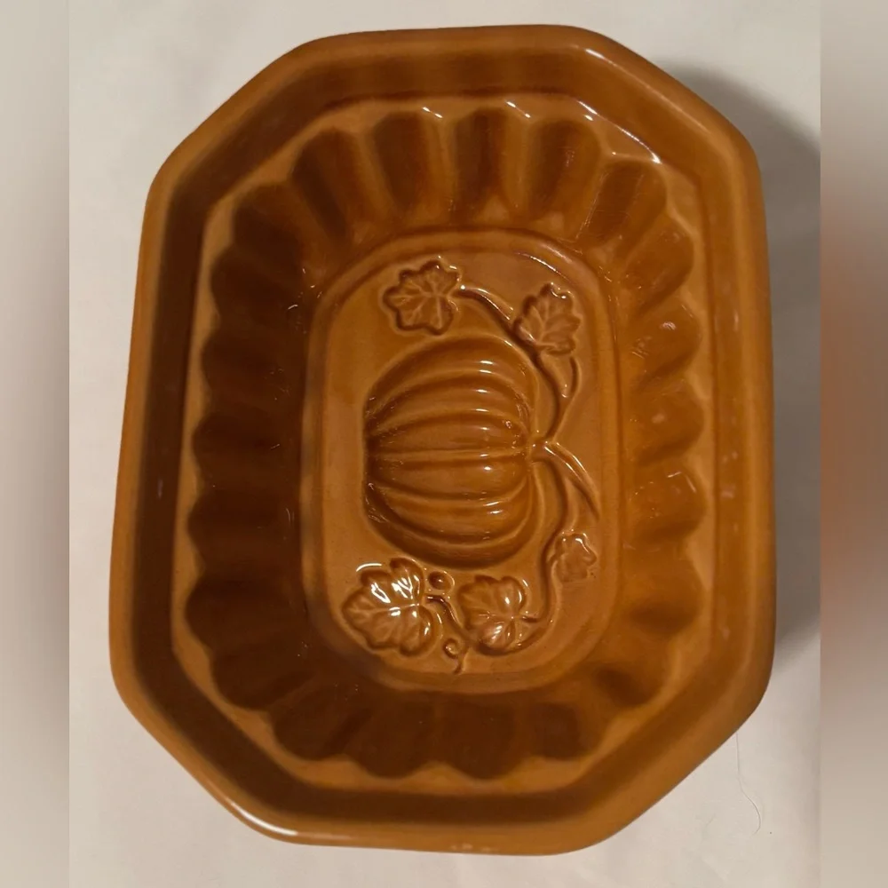Crate&Barrel vintage crate