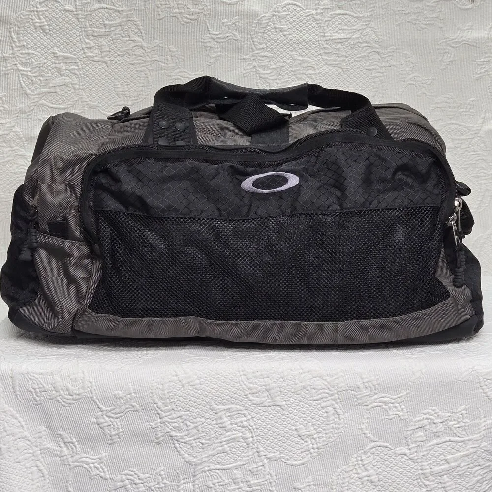 Oakley Icon 2.0 Software Grey Canvas Leather Handle Large Duffle Bag Y2K