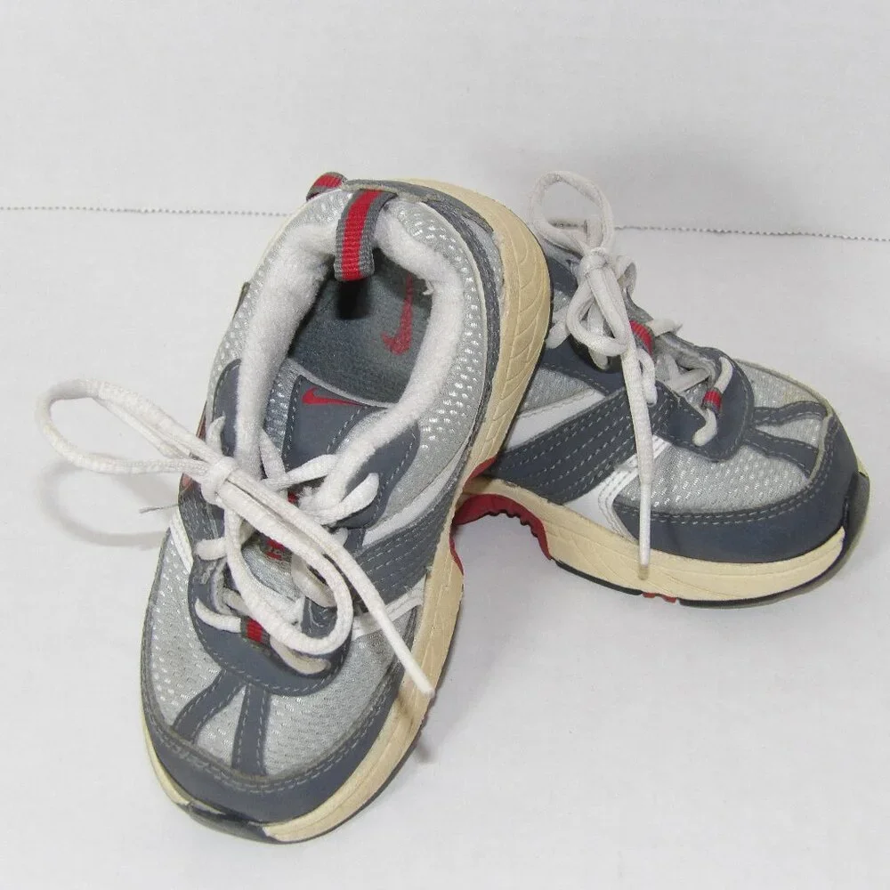 Kids Gray Red White Nike Tennis Shoes Size 6.5 US