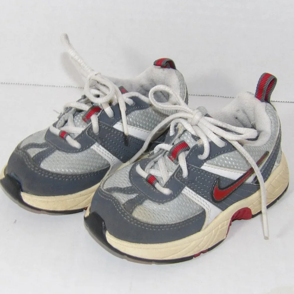 Kids Gray Red White Nike Tennis Shoes Size 6.5 US