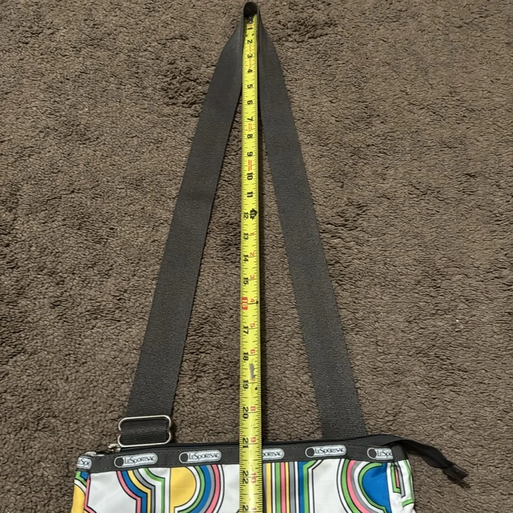 LeSportSac Crossbody Bag-Nylon Retro Print-Wide Gray Strap-3 Zip Compartments