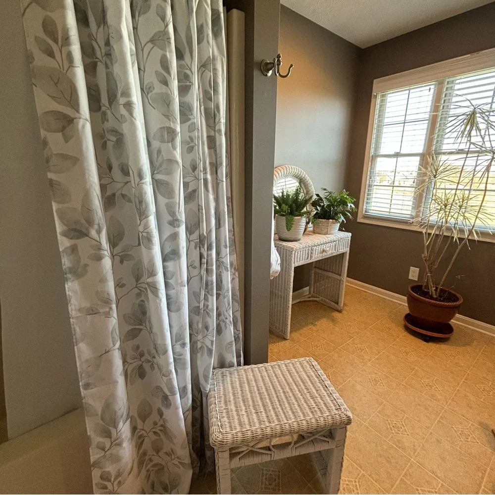 Room & Retreat shower curtain pastel leaf print white & sage green LIKE …