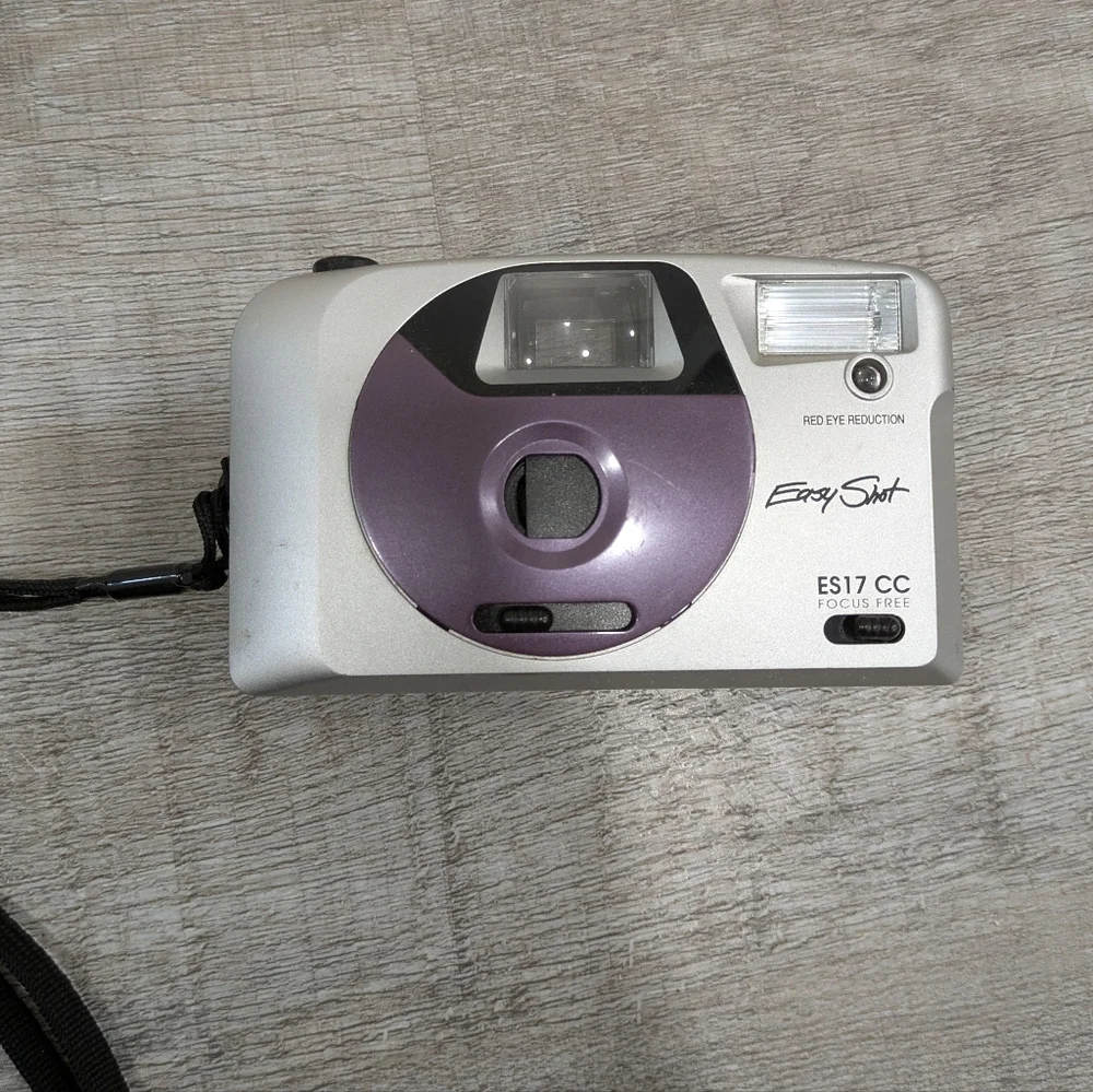 Easy Shot ES17 CC Focus Free Point And Shoot Film Camera