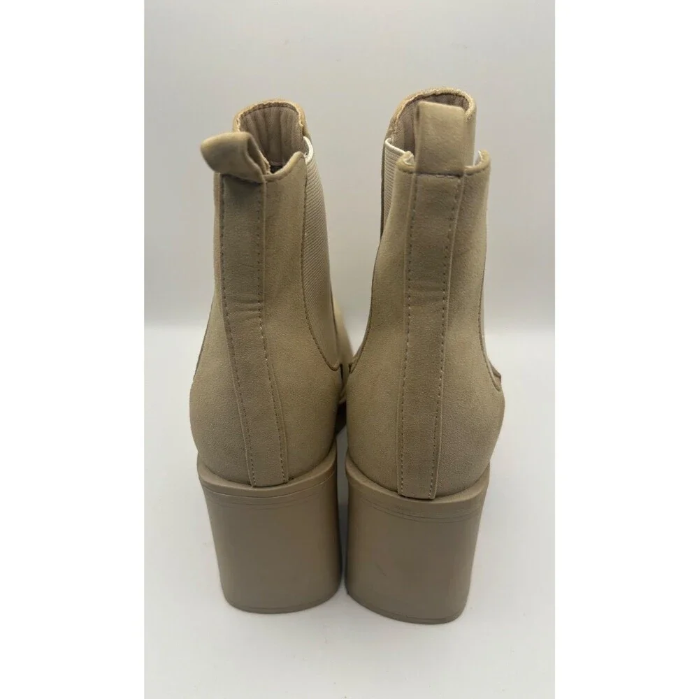Mia Dru Women's Platform Chelsea Boot Suede Tan Size 10 M New with Defects