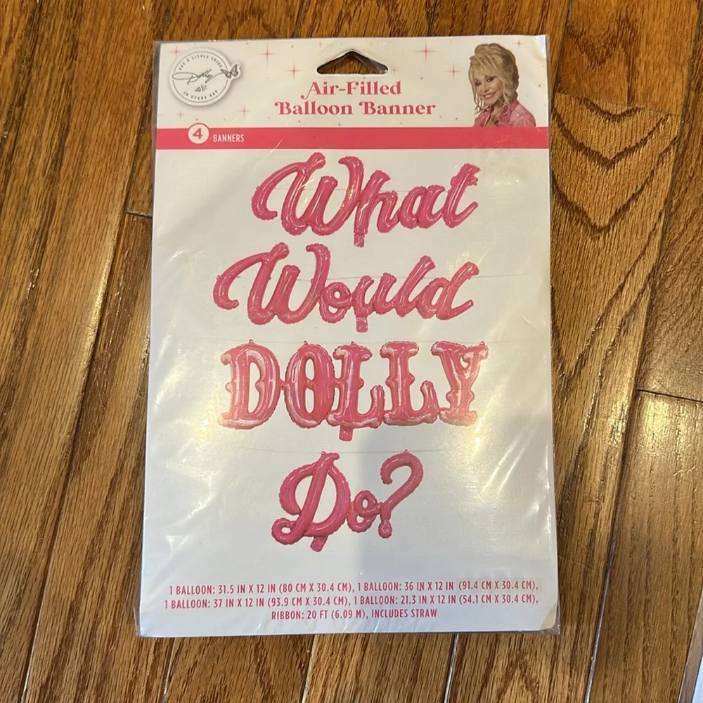 Dolly Parton celebrate style
