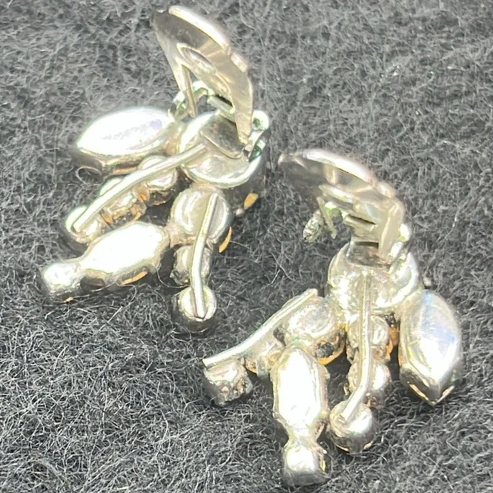 Vintage Austrian Marquise & Round Rhinestones in silver tone clip on earrings