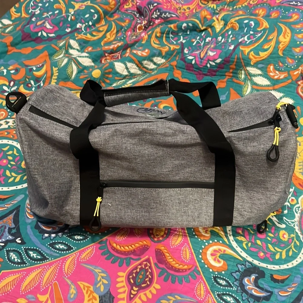 🔥GREY MULTI POCKET TRAVEL GOLF DUFFEL BAG SPECIAL EDITION W/DUST BAG