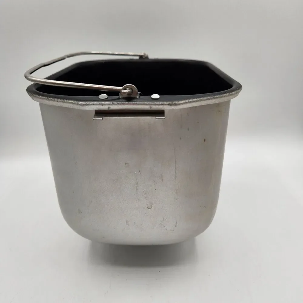 Cooks bread maker