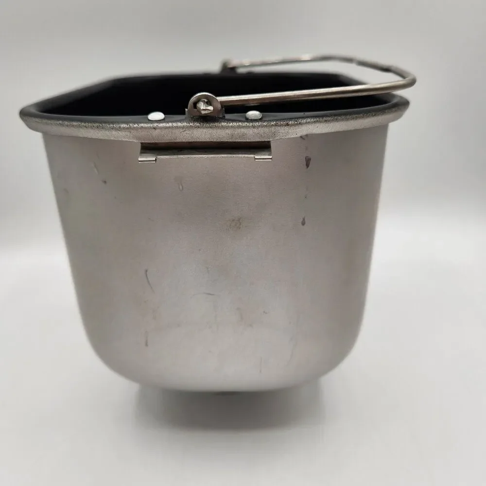 Cooks bread maker