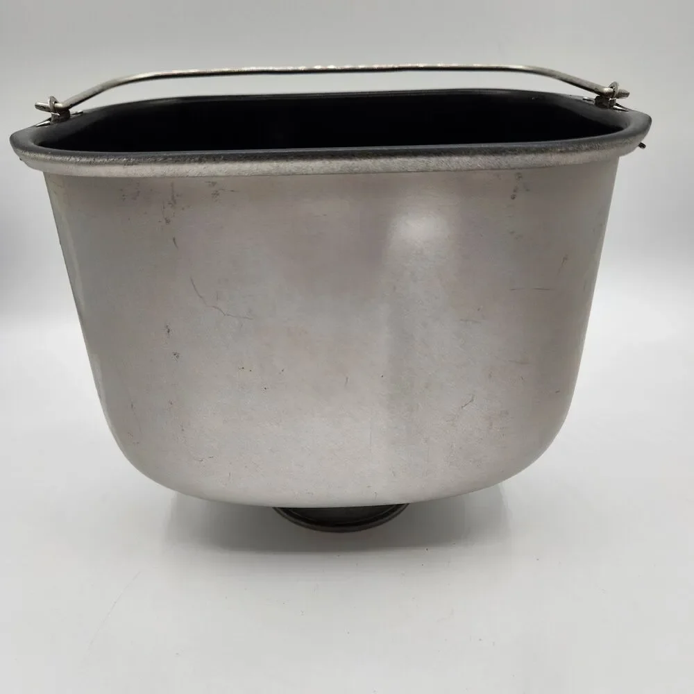Cooks bread maker