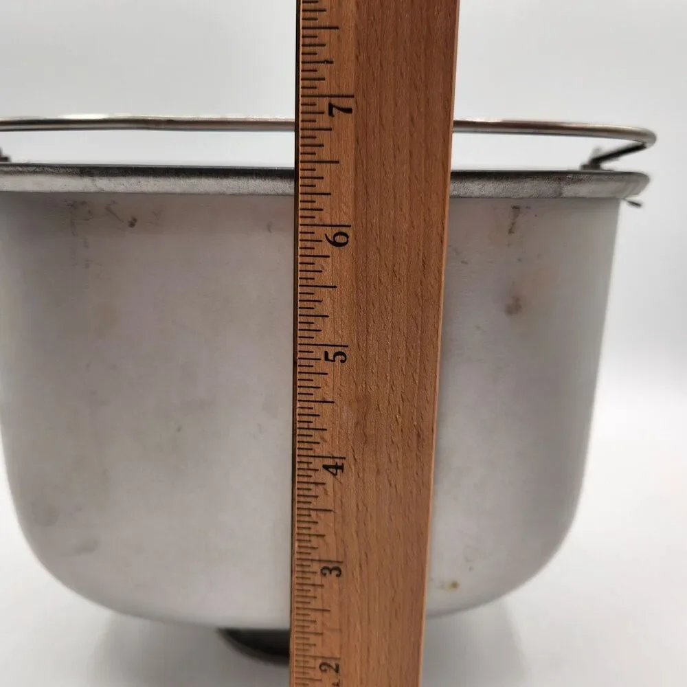 Cooks bread maker
